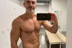 chris004